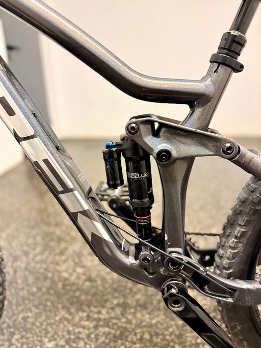 Trek Remedy 8 2023 | jak NOWY Rama S/M Koła 27,5 RS Lyrik Super DeLuxe