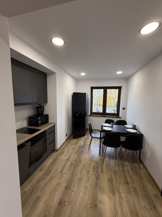 Dom lub pokoje dla pracownikow