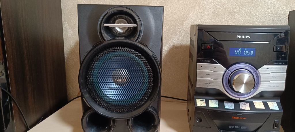 Мини-система Hi-Fi Philips fwm-400d usb