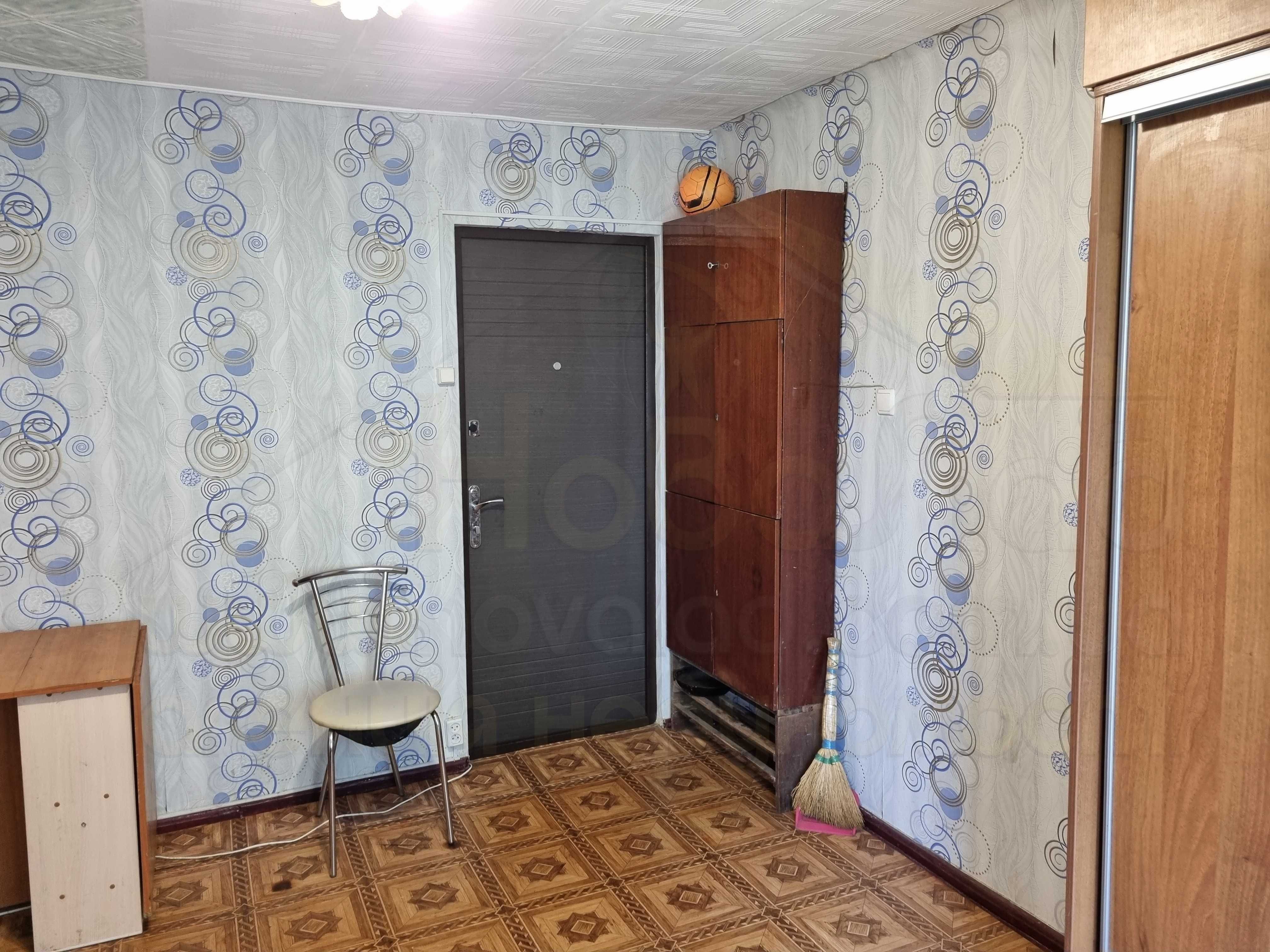 Кімната 13 м2 на 4 поверсі в гуртожитку в районі Круга-KI