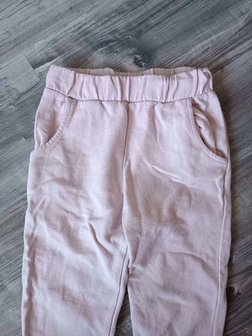Spodnie dresowe r. 98/104