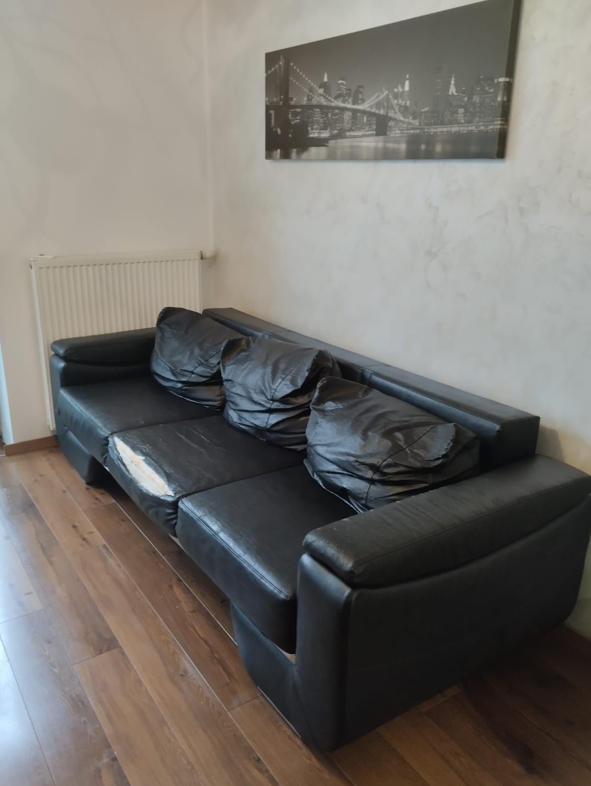 Czarna sofa Rozkładana z Agata Meble
