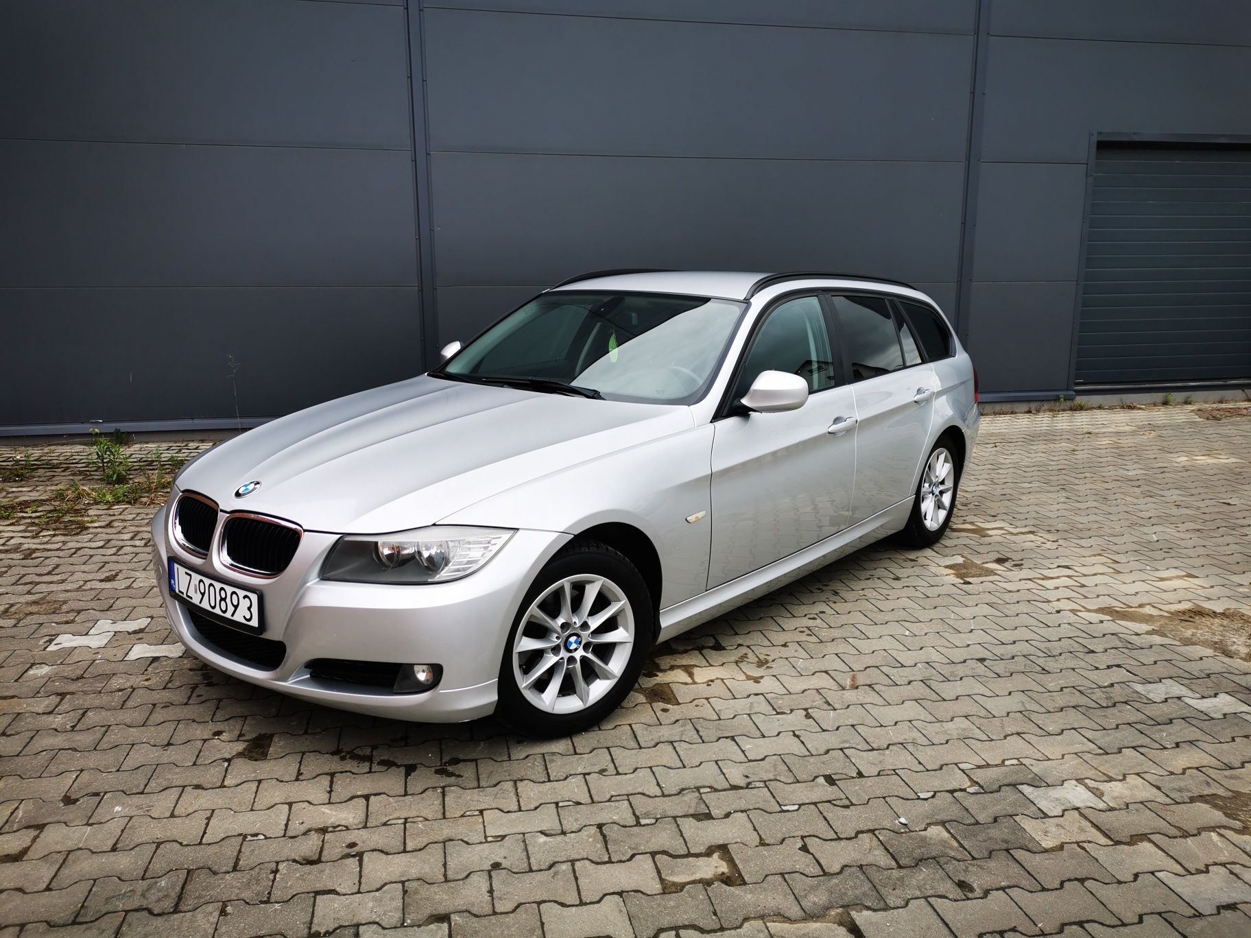 Bmw 3 e91 2.0d 2011rok