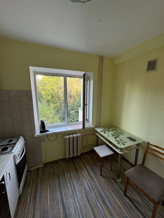 Ціну знижено! Оренда 2 к.52м2, Щусева 36, метро Сирець 5 хвилин. Є газ