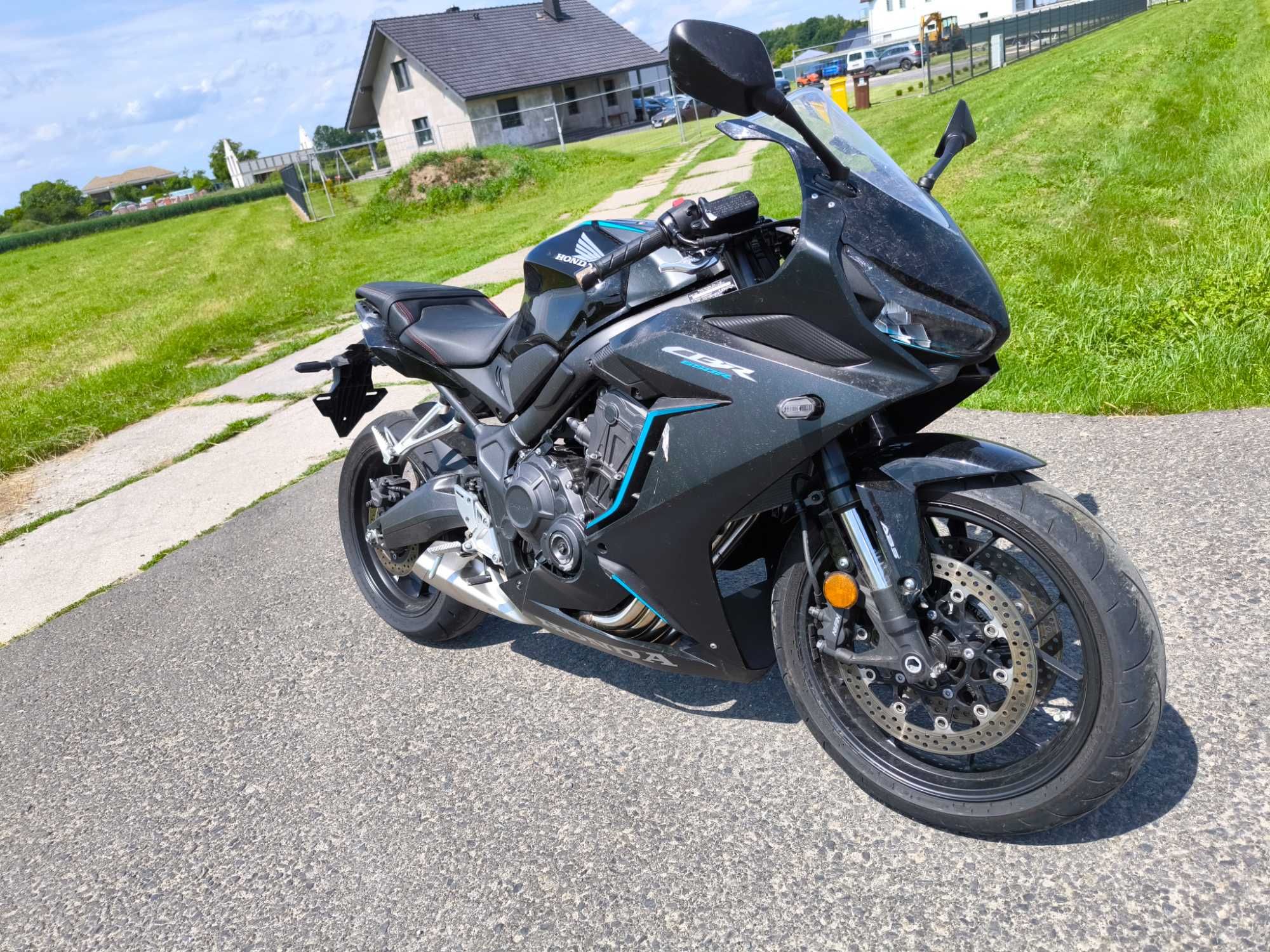 Honda CBR650R 2024R 6000KM z Niemiec a2