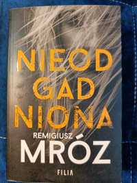 "Nieodgadniona" - Remigiusz Mróz