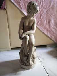 Estátua de loiça porcelana