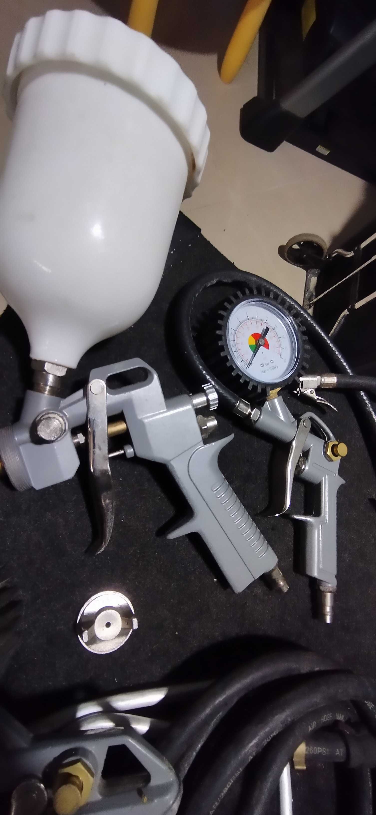 Pistola de ar e tubagem