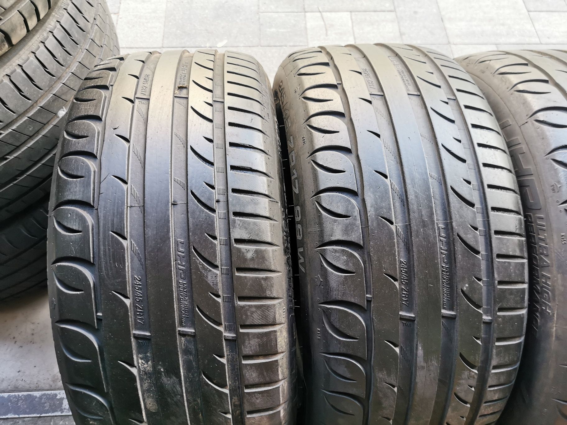 Летняя резина 245/45 R17 Tigar