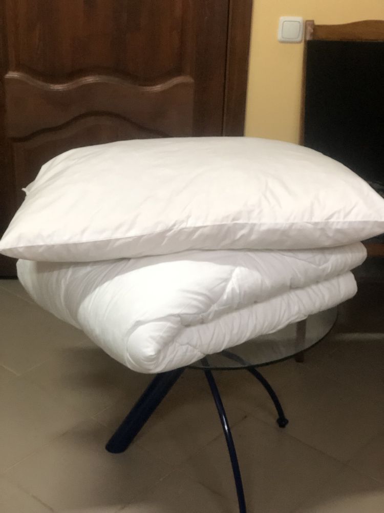 Комплект ковдра та подушка