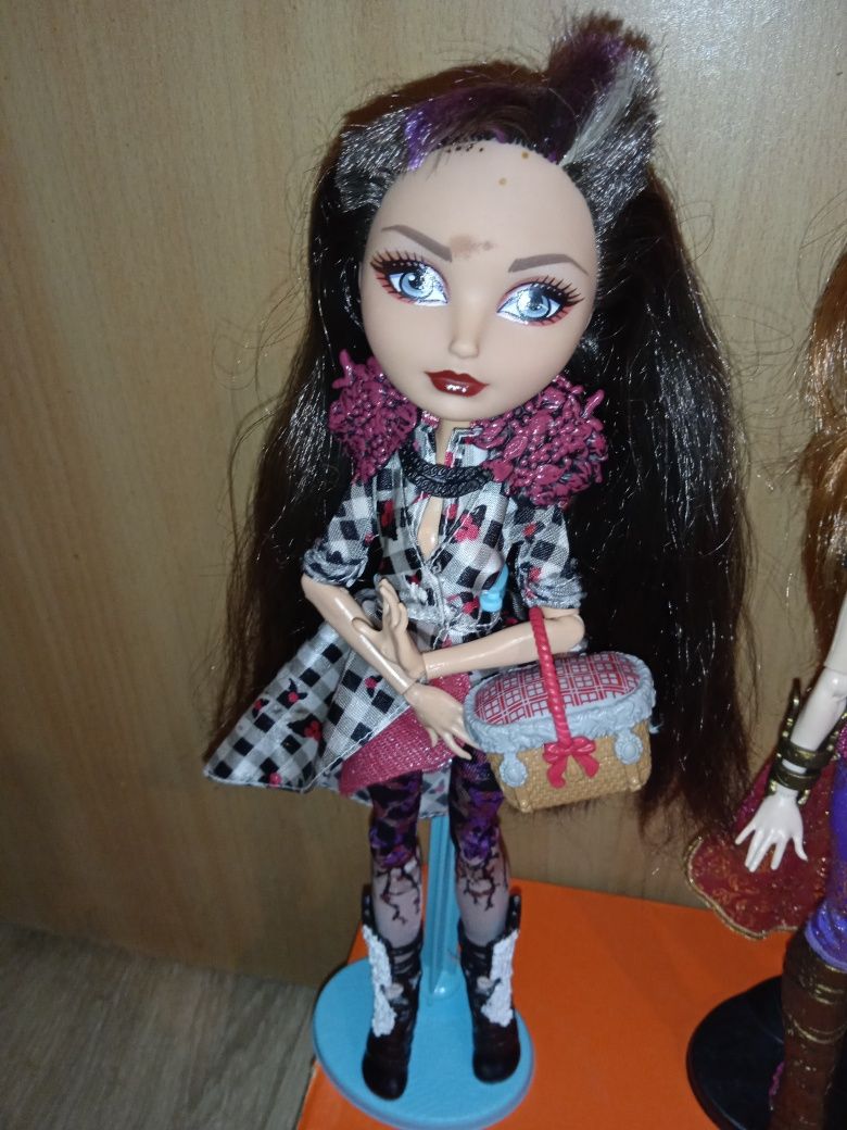 Lalki ever after high z kolekcji