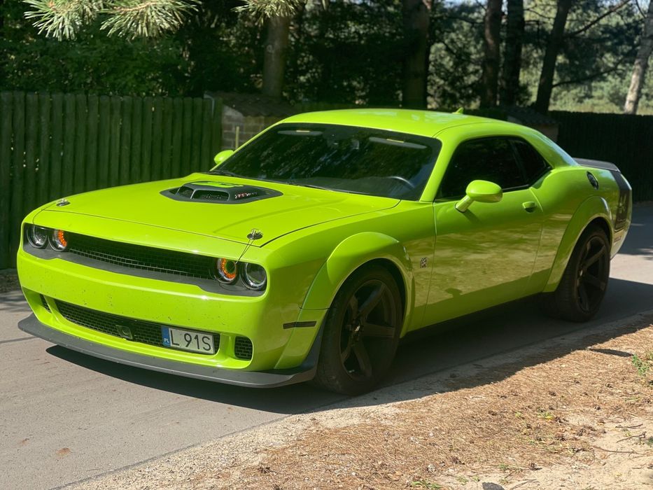 Dodge Challenger Dodge Challenge Scat Pack + SHAKER