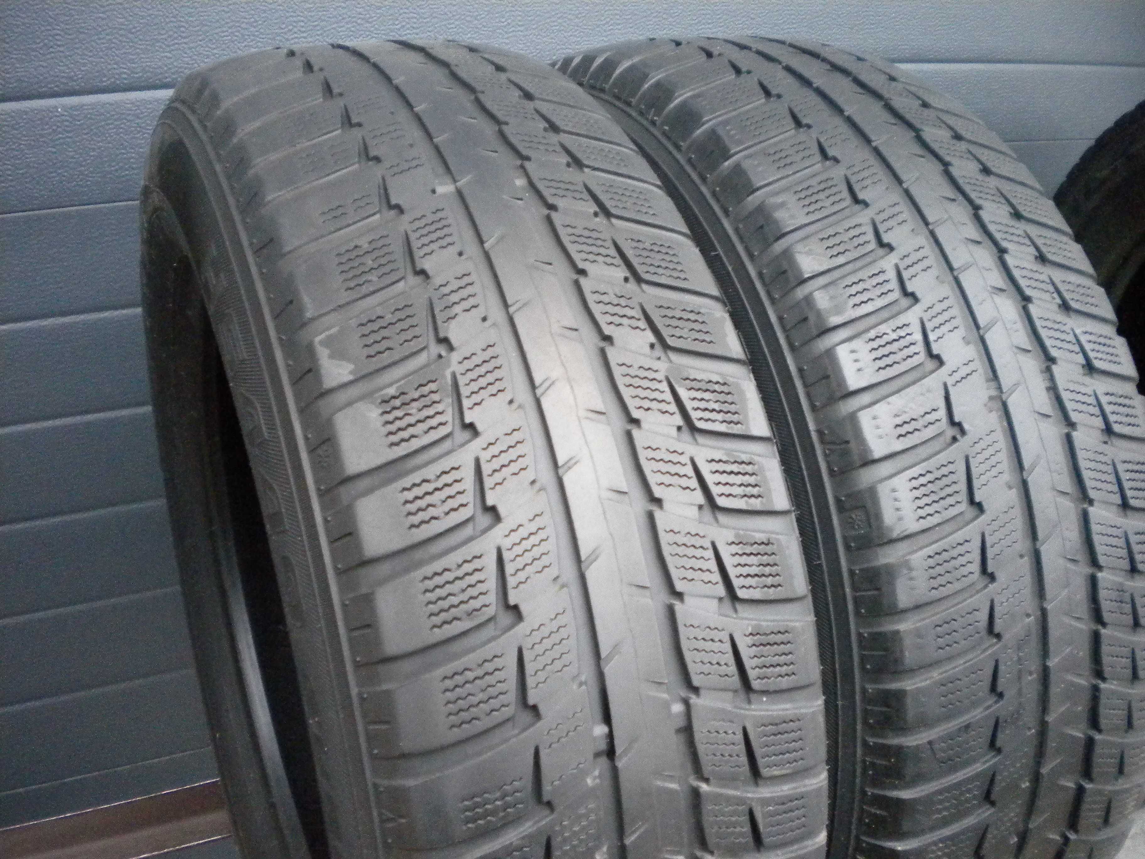 ! 2x Opony zimowe FALKEN EUROWINTER HS449 225/65R17 102H