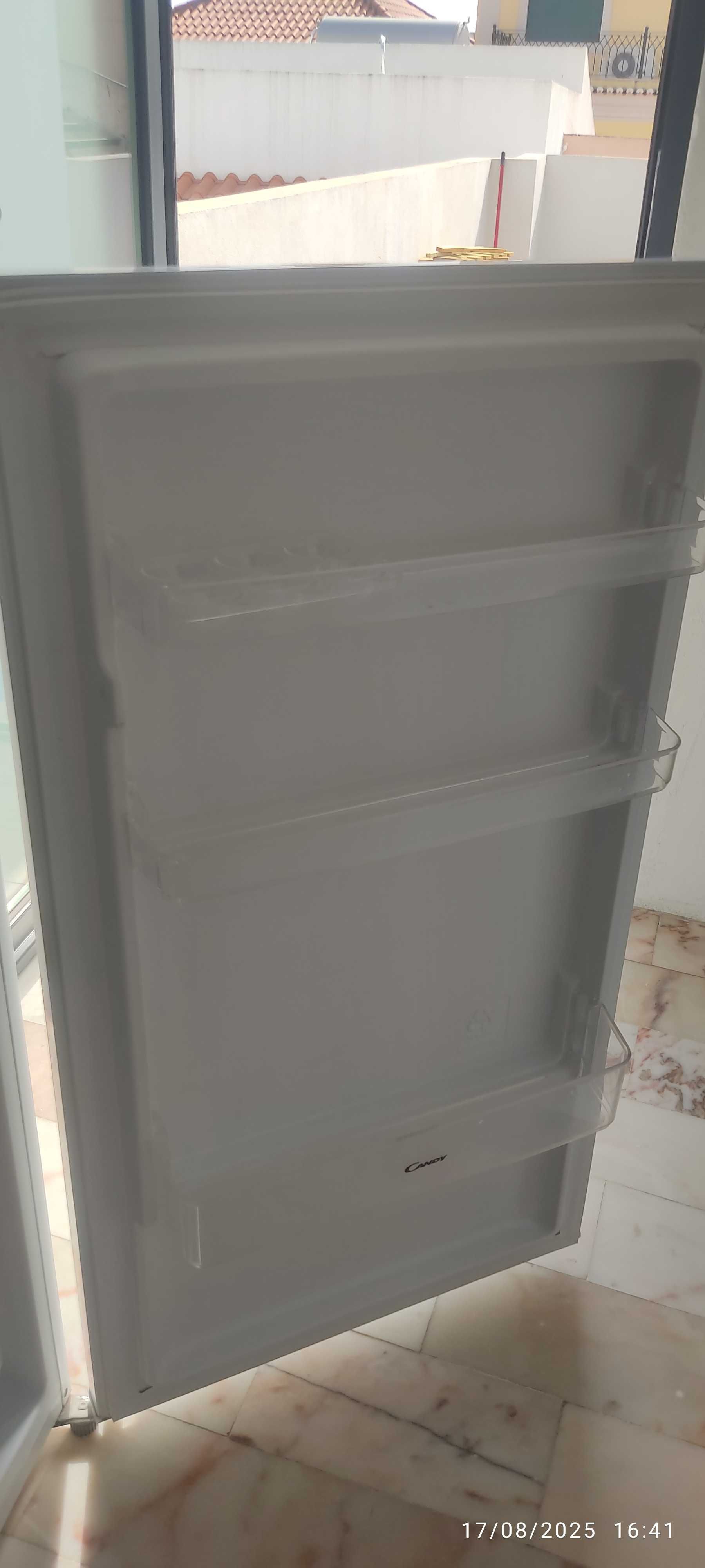frigorifico candy 2 portas 204L