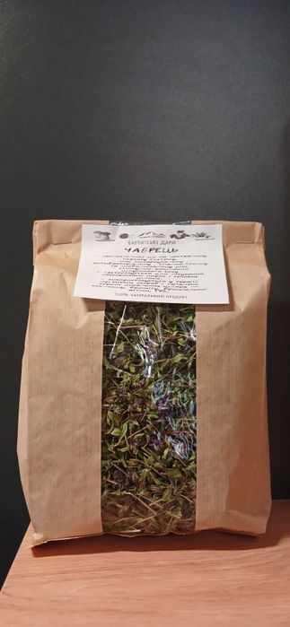 Іван-чай, чебрець, липа, м'ята, лист чорниці, брусниці, суниці, малин