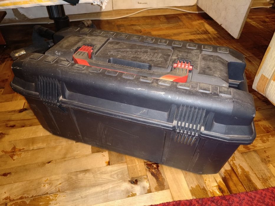 Ящик для инструментов Милоуки Miilwaukee 26"