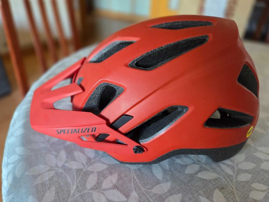 Capacete Specialized