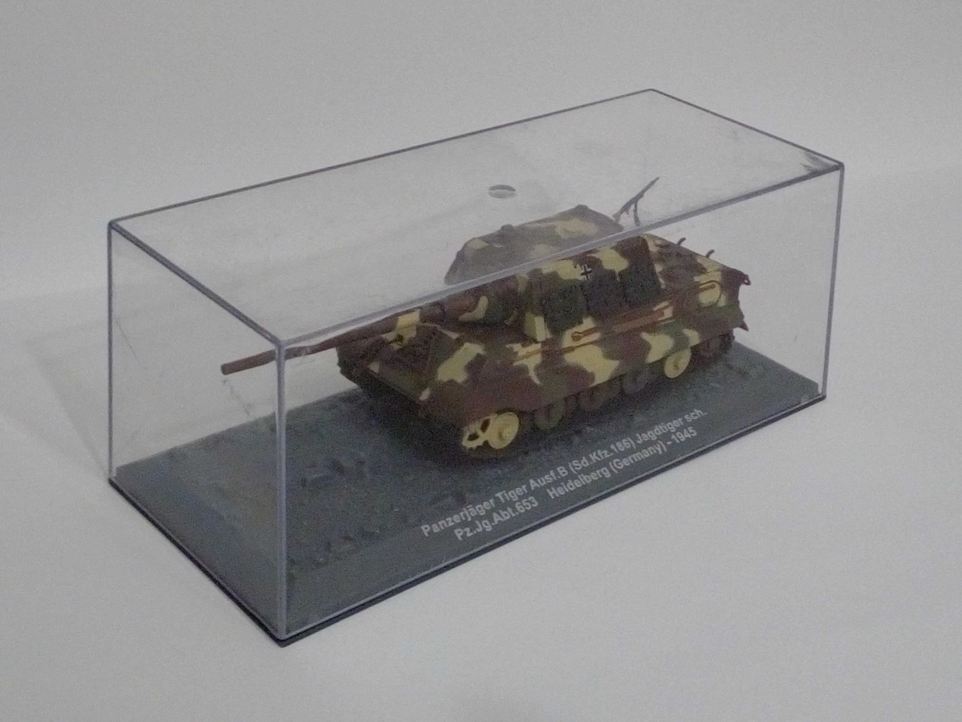 Miniaturas de blindados alemães da 2. Guerra Mundial