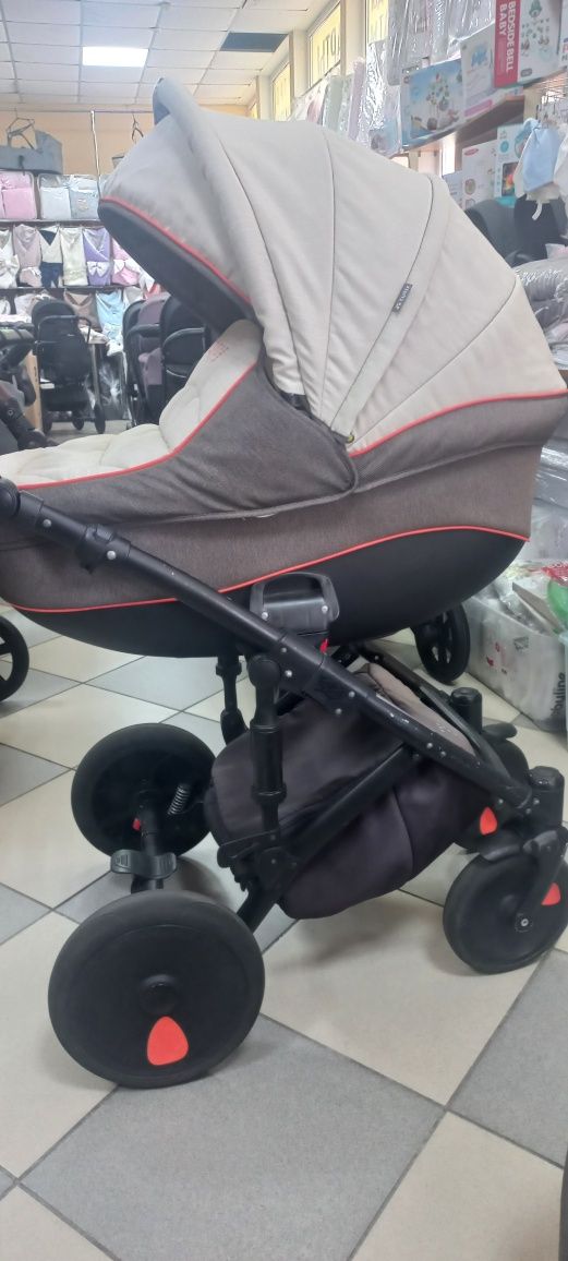 Коляска 3в1 Tutis Zippy