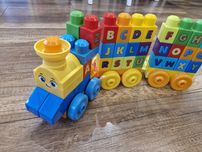 Fisher Price Mega Blocks muzyczny pociąg, sprawny, alfabet abc