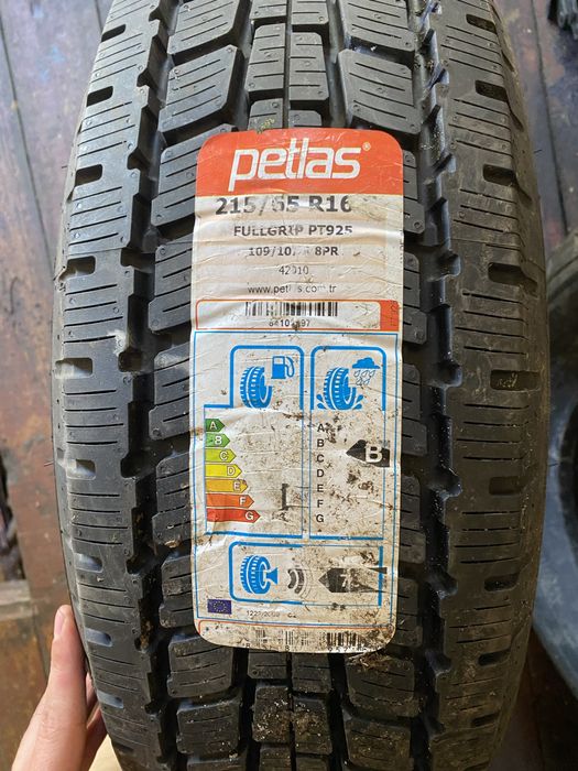 Petlas 215/65/R16C шини всесезонка