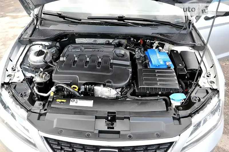 Авто під виплату SEAT Leon 2017 року