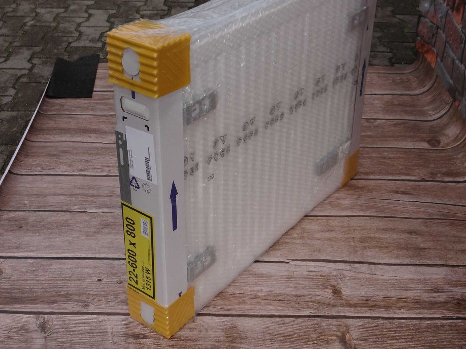 Nowy Grzejnik C22 600x800 PROMOCJA Zasilanie Boczne Diamond Szadek