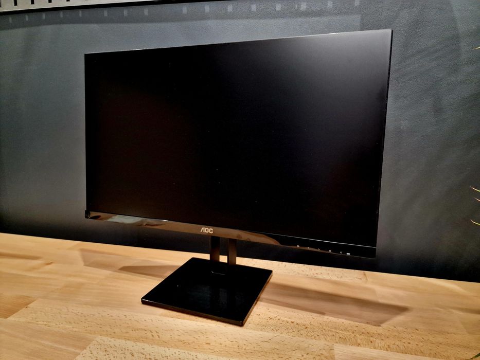 Monitor AOC 24V2Q