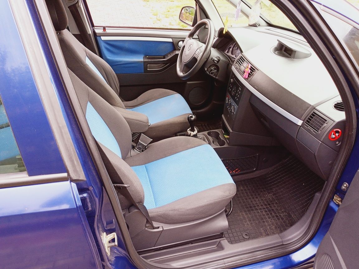 Meriva 1.6 piękny kolor,nowy rozrząd i klima