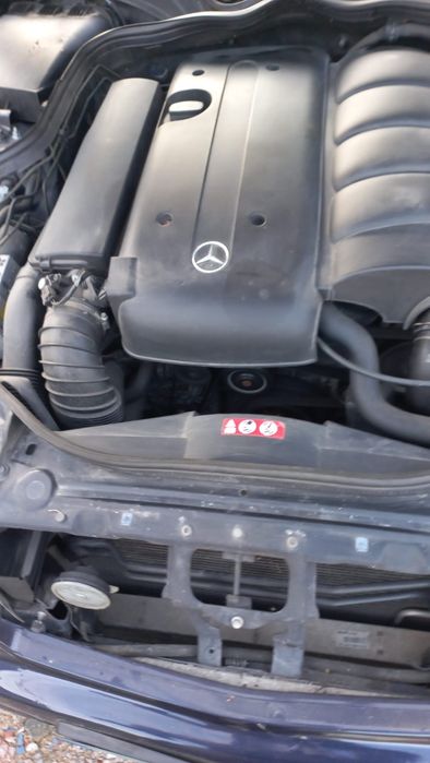 Mercedes Benz E 220