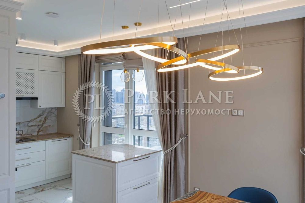 Продам 160м Французький квартал 2