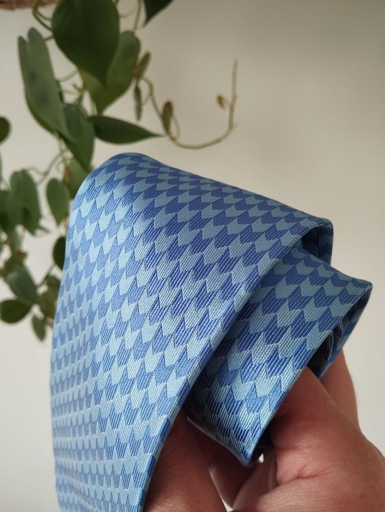 Męski jedwabny krawat 100% silk we wzorki, niebieski, 7,5 cm,