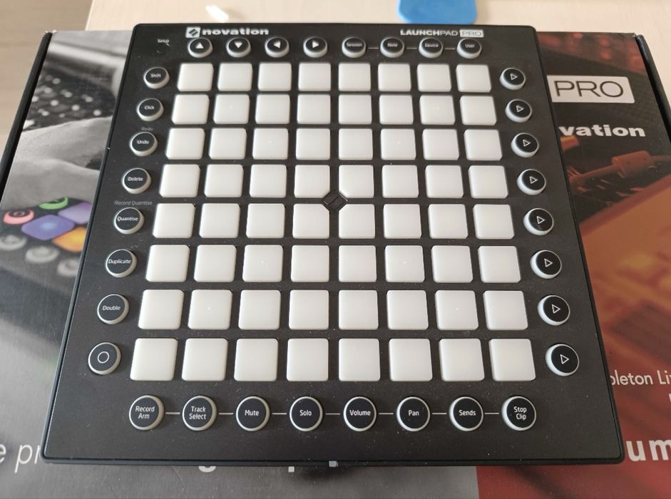 Novation launchpad pro mk1