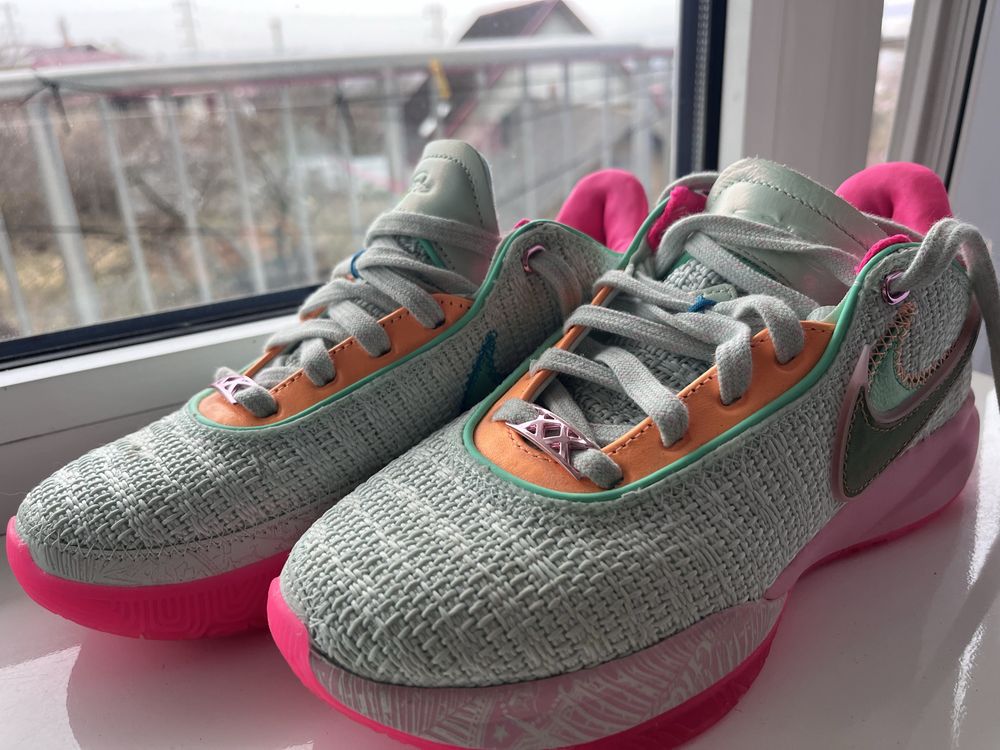 кросівки nike lebron XX