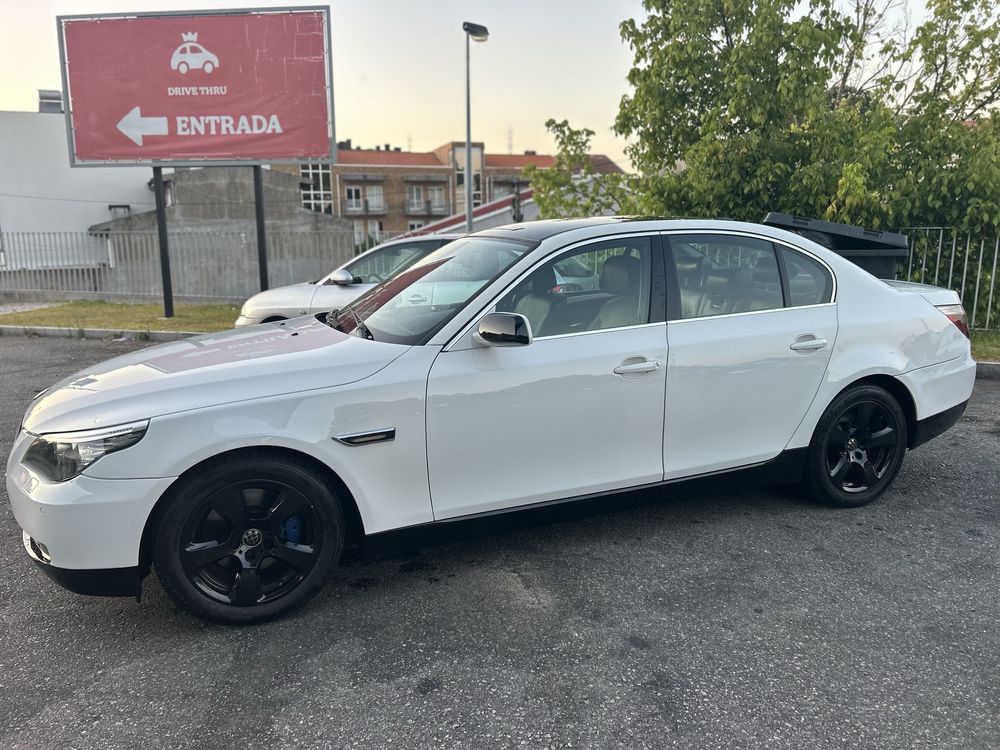 Vende-se BMW 520d (2008) - Automático | Diesel