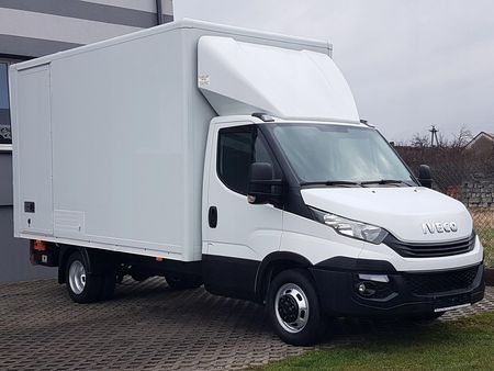 Transport przeprowadzki ustugi transportowe taxi bagażowe