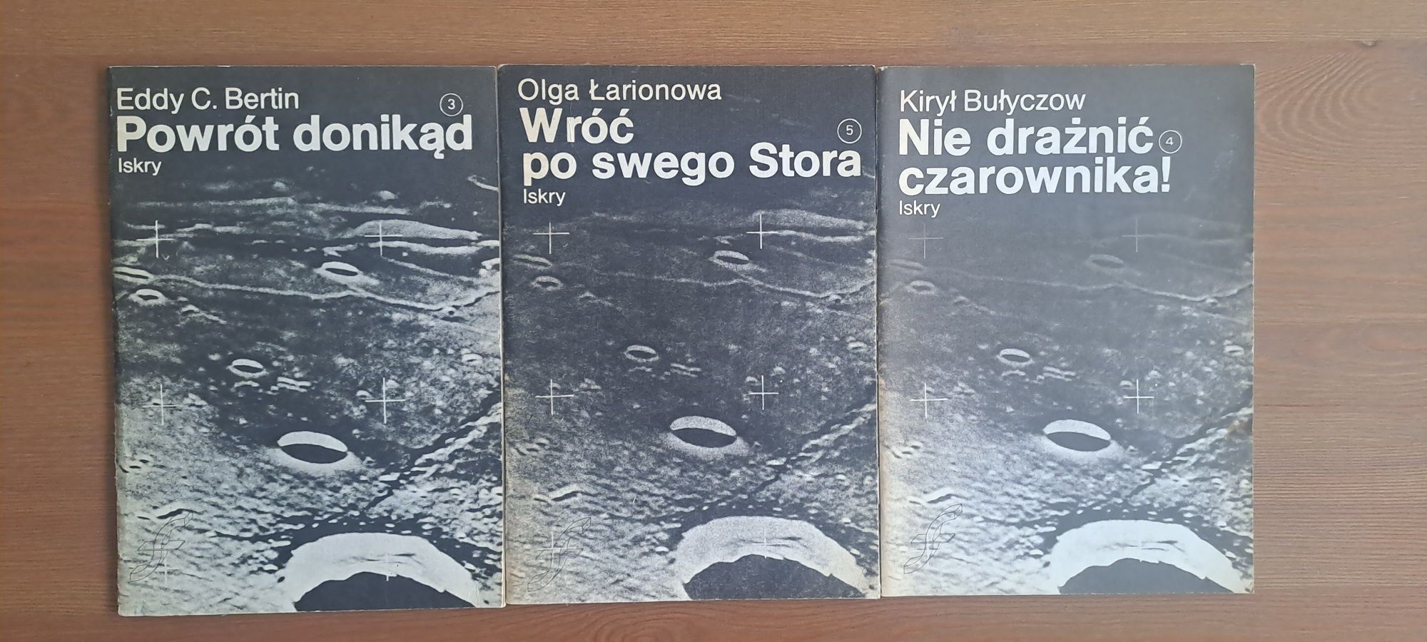 Powrót donikąd, Wróć do swego Stora, Nie drażnić czarownika!