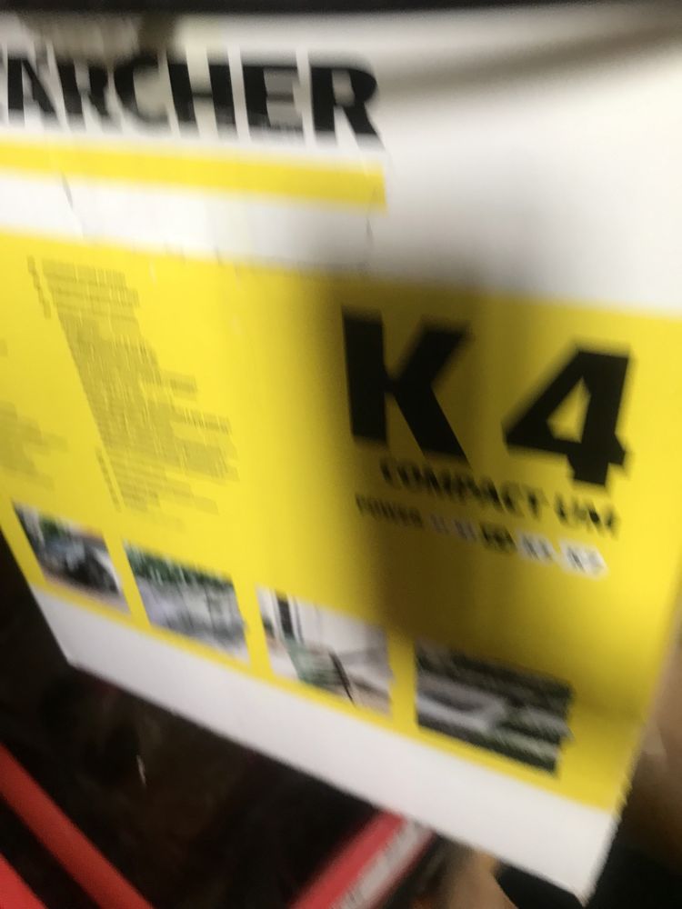 Urzadzenie( myjka ) do mycia pod cisnieniem K4 Marki Karcher