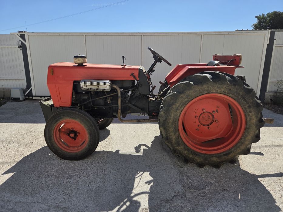 Trator Agria 8800