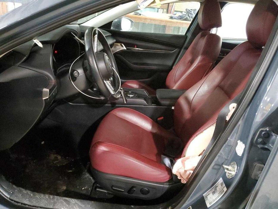 2023 Mazda 3 Preferred Повний привід, авто в дорозі.пути