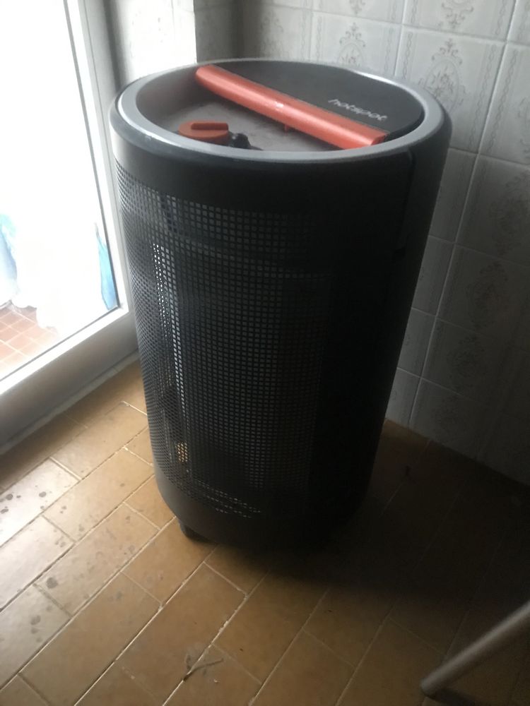 Aquecedor à gás em bom estado