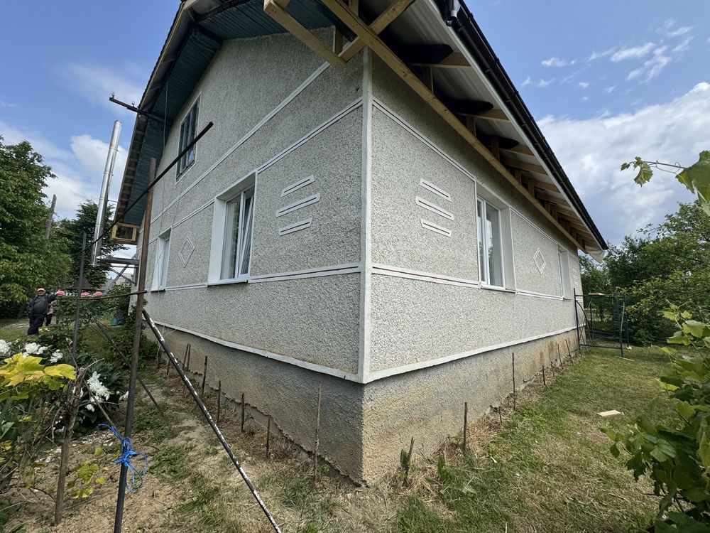 Продаю будинок в селі Посіч біля лісу