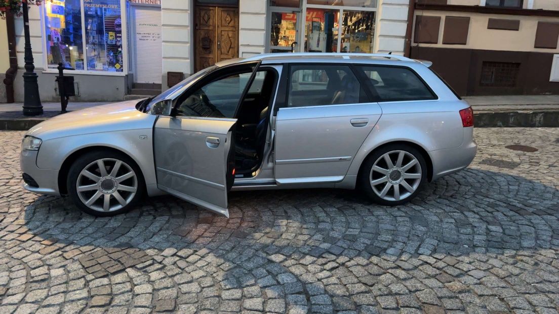 Audi a4 B7 Avant s line