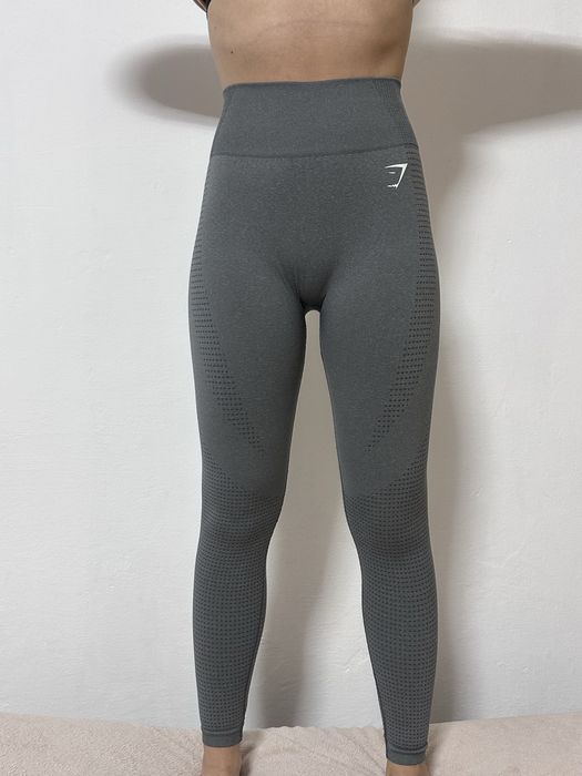 Легінси Gymshark, розмір М, сірі