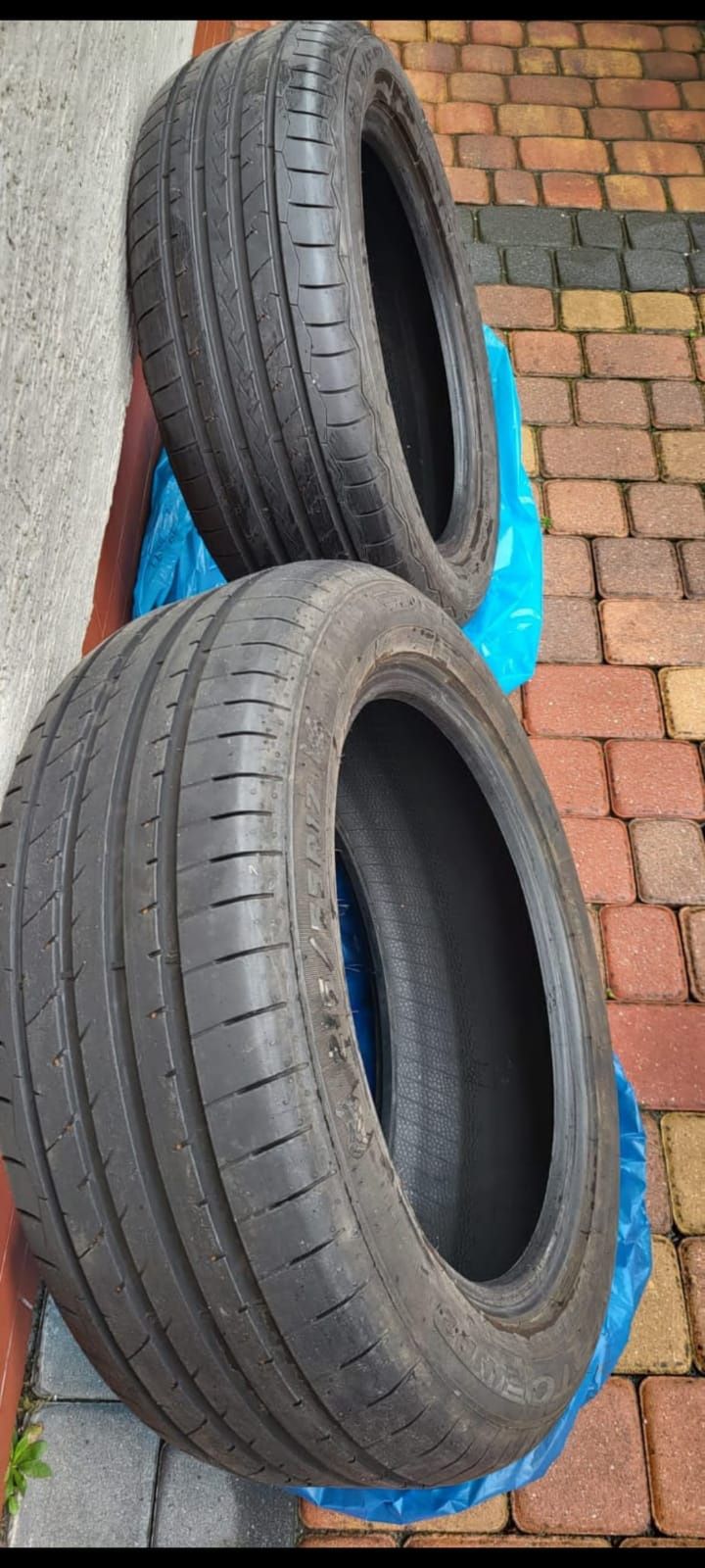 Sprzedam opony letnie 215/55R17 98W