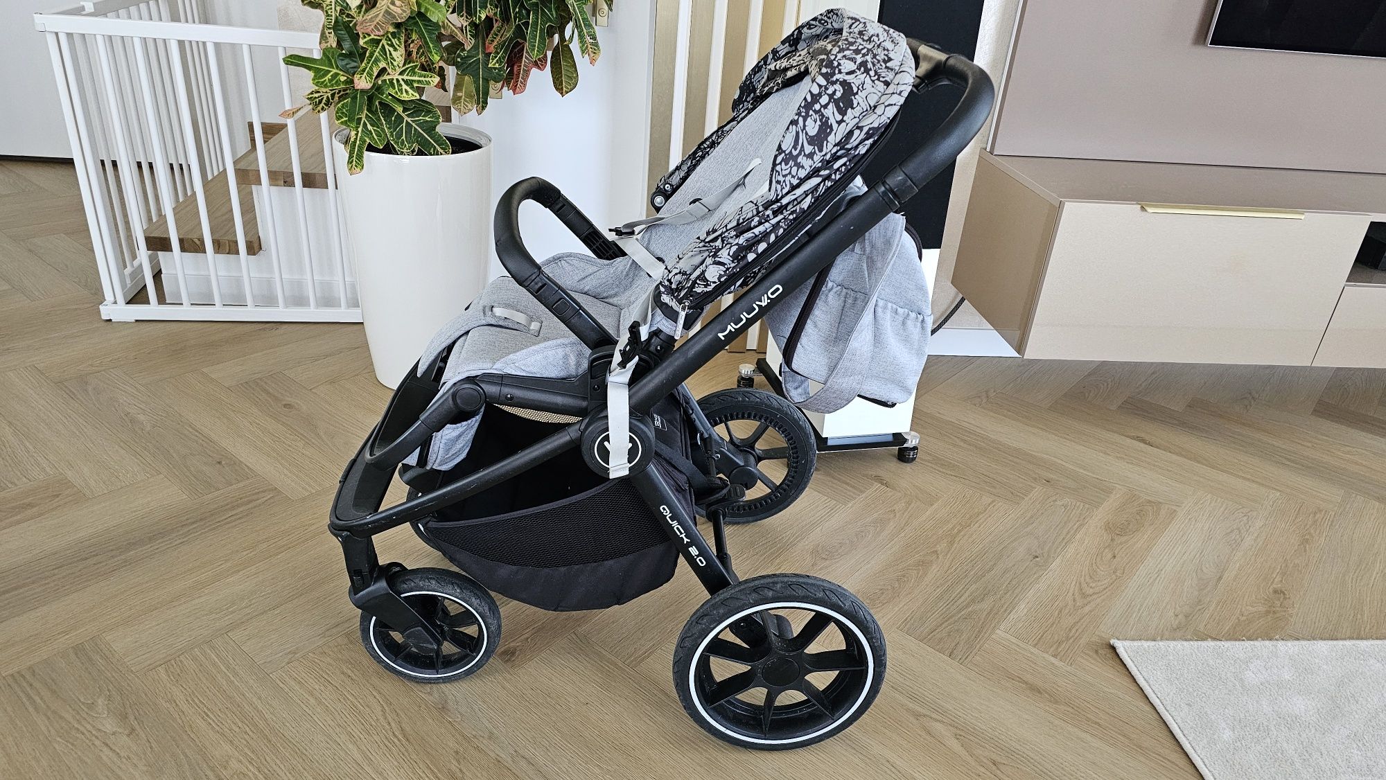 Wózek 2 w 1 Gondola + spacerówka Muuvo quick 2.0 stan bdb