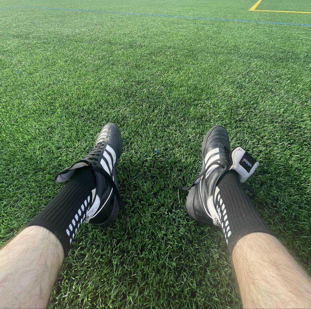 Сороконіжки Adidas Kaiser 5