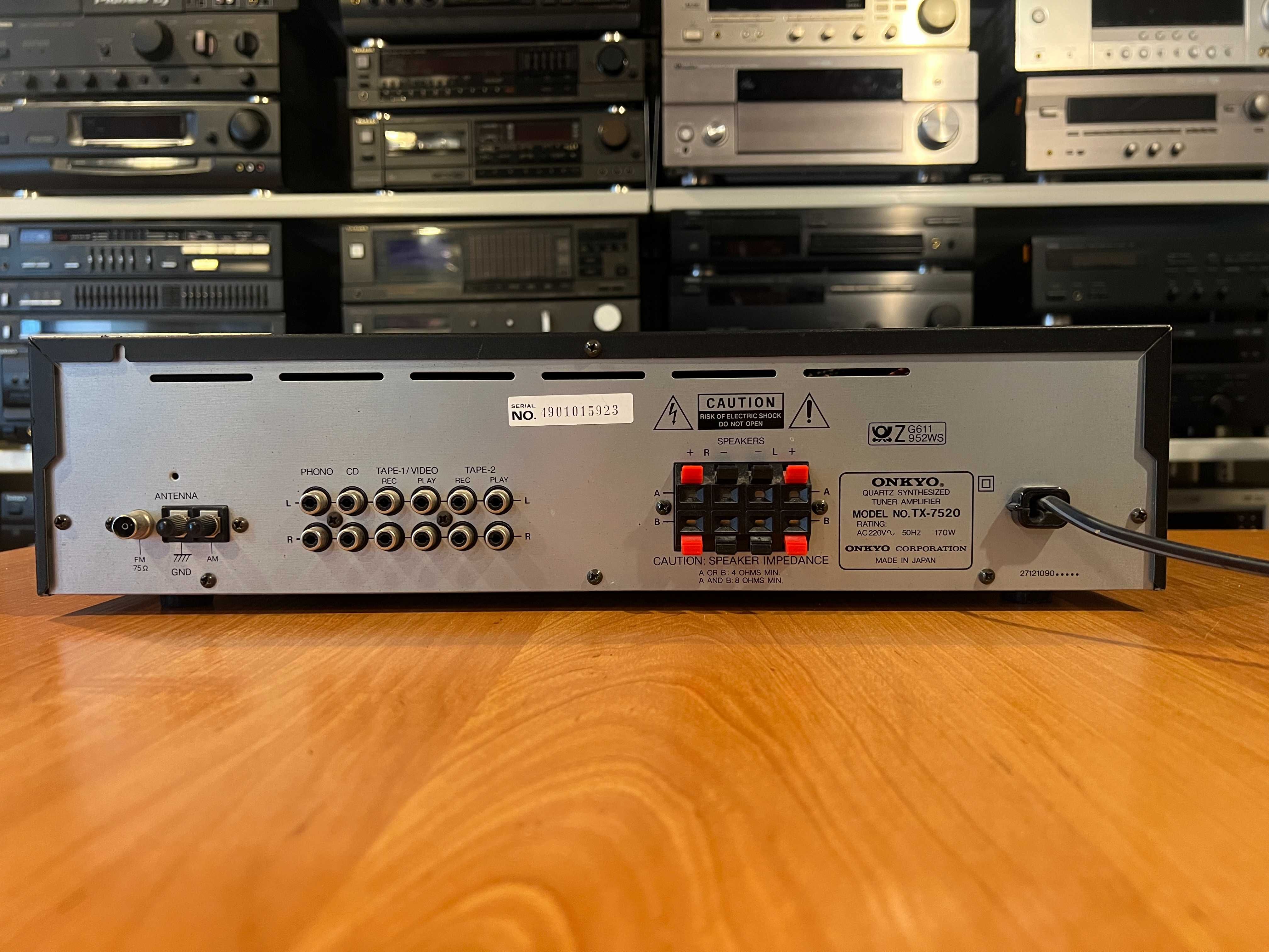 Amplituner Onkyo TX-7520 Stereo Audio Room