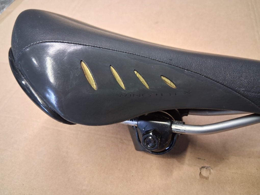 Siodełko siadło Fizik Wing Flex włoska ręczna robota handmade in Italy