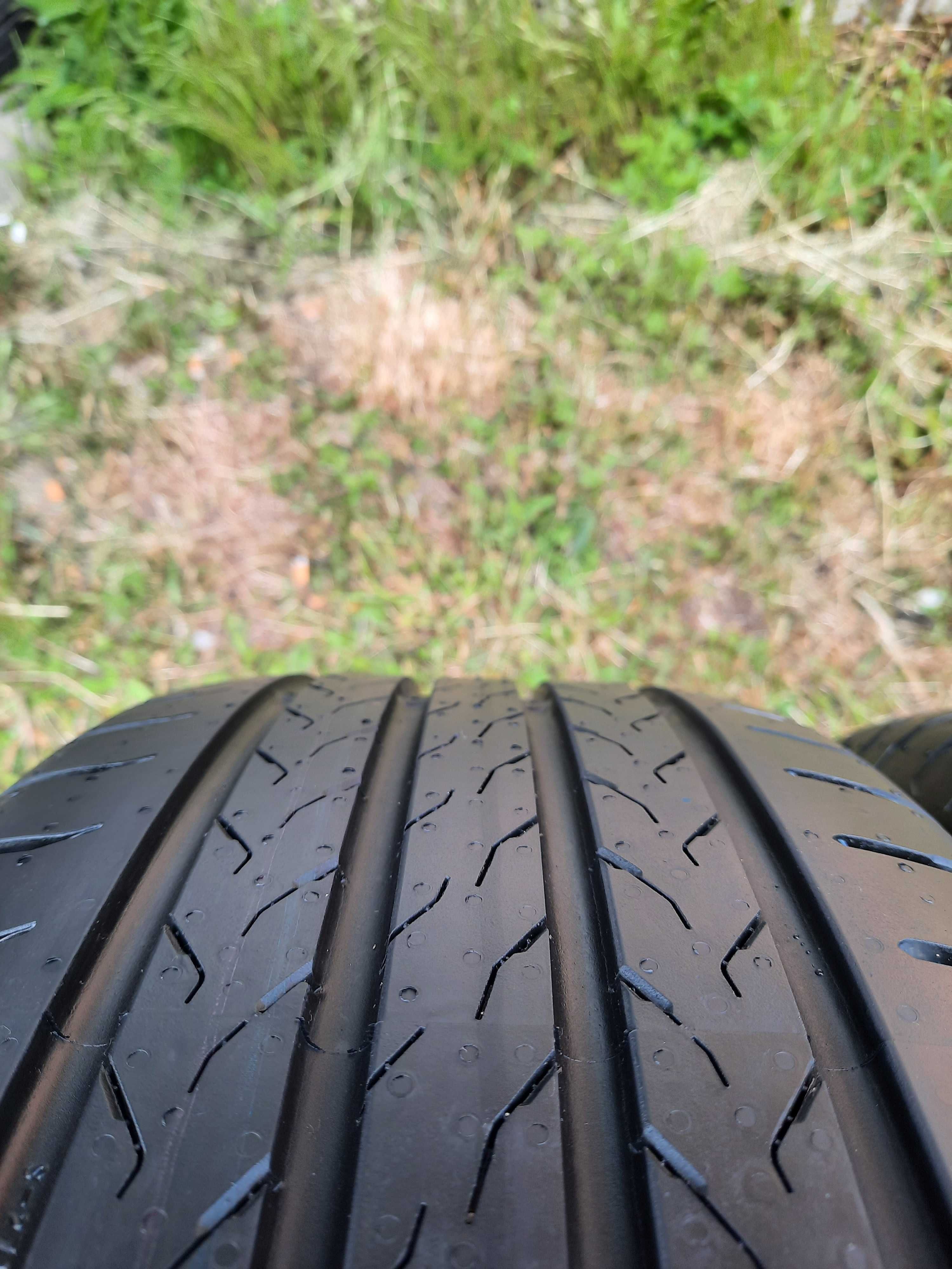 Opony letnie klasy premium CONTINENTAL 215/55/18 NOWE DEMO 2025 r.